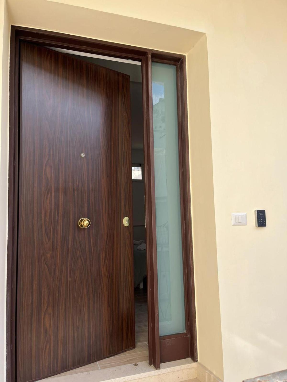 Ugaria Apartamento Torre Annunziata Exterior foto