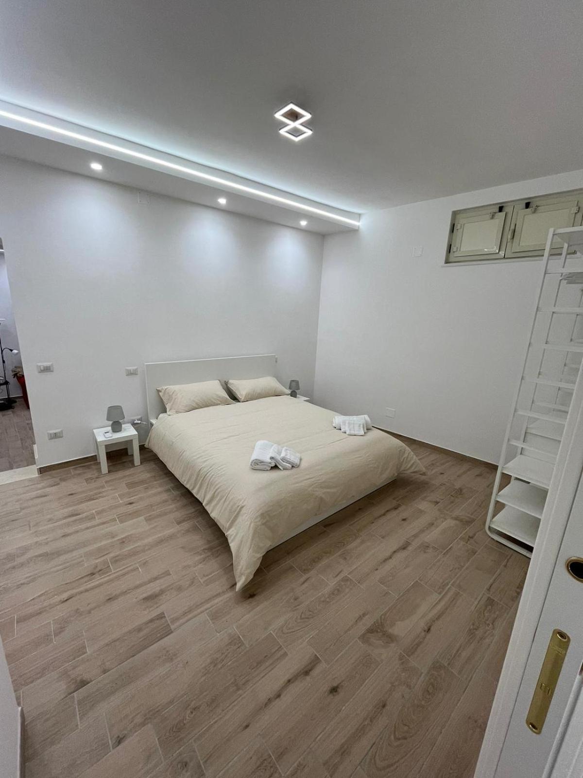 Ugaria Apartamento Torre Annunziata Exterior foto